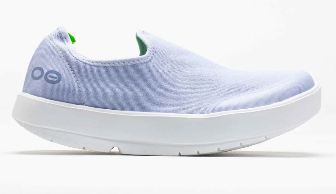 Women's Oofos OOmg eeZee Low Shoe