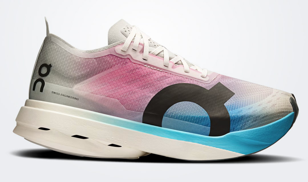 Women's On Cloudboom Strike