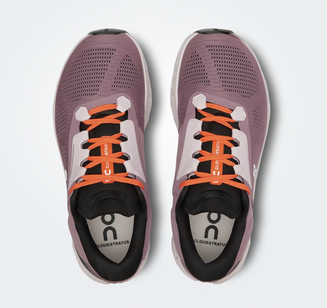 Women's On Cloudstratus 3