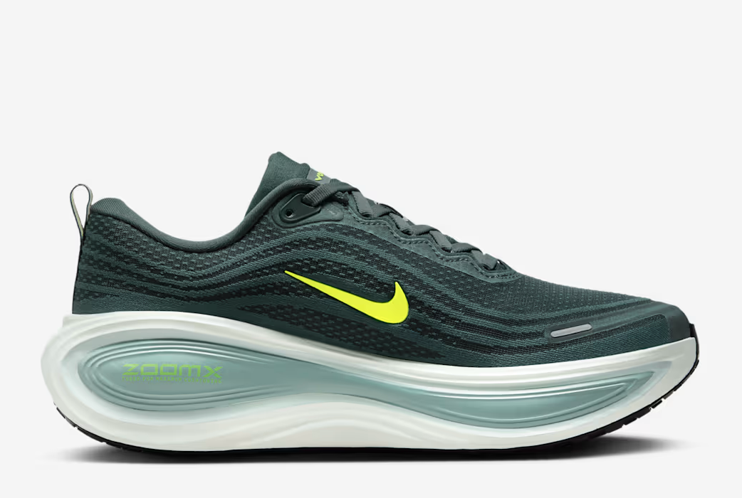 Men's Nike Vomero Plus – Runner's Republic