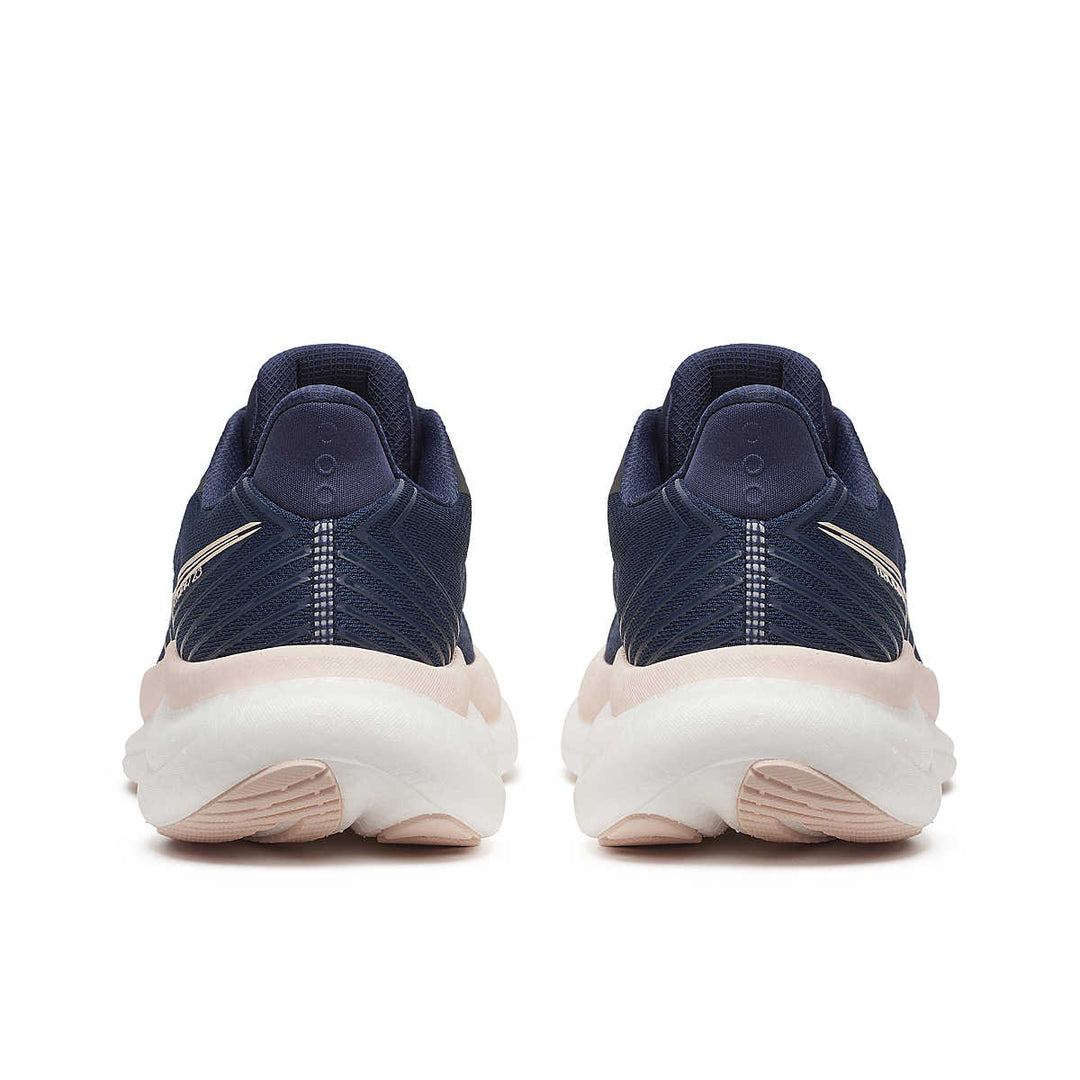 Women's Saucony Triumph 23