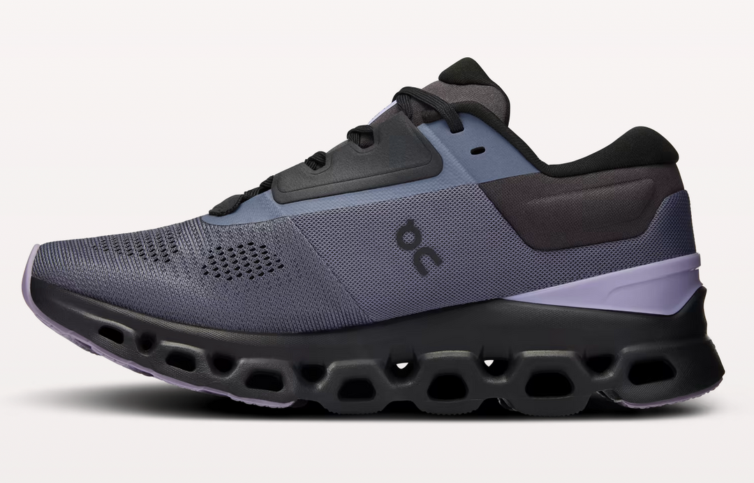 Women's On Cloudstratus 3
