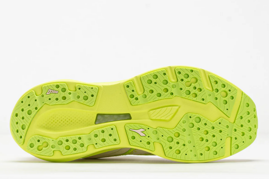 Men's Diadora Mythos Blushed Vigore V