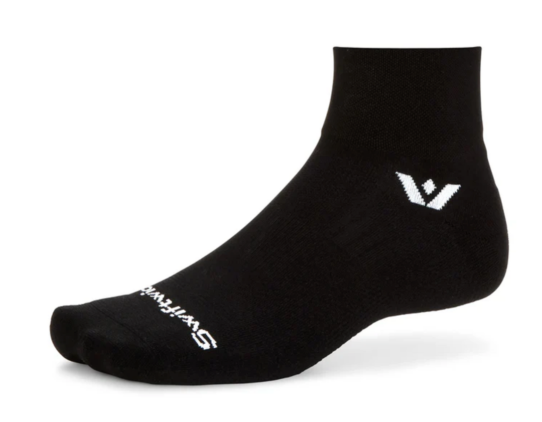 Swiftwick Aspire Quarter Crew Athletic Socks