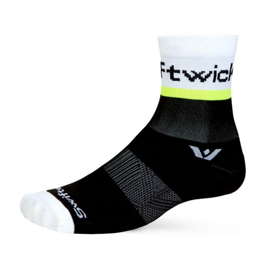 Swiftwick Aspire Mid-Crew Athletic Socks